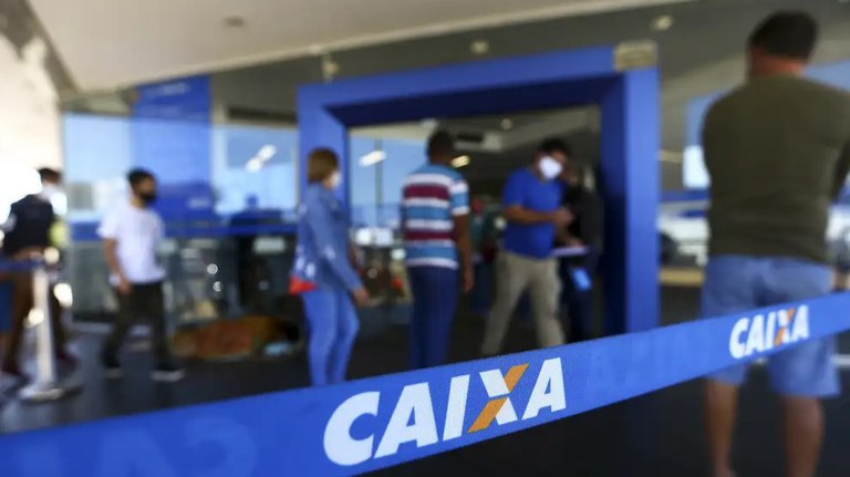 AGU evita pagamento de R$ 217 bilhões em ação sobre Auxílio Emergencial — Agência Gov
