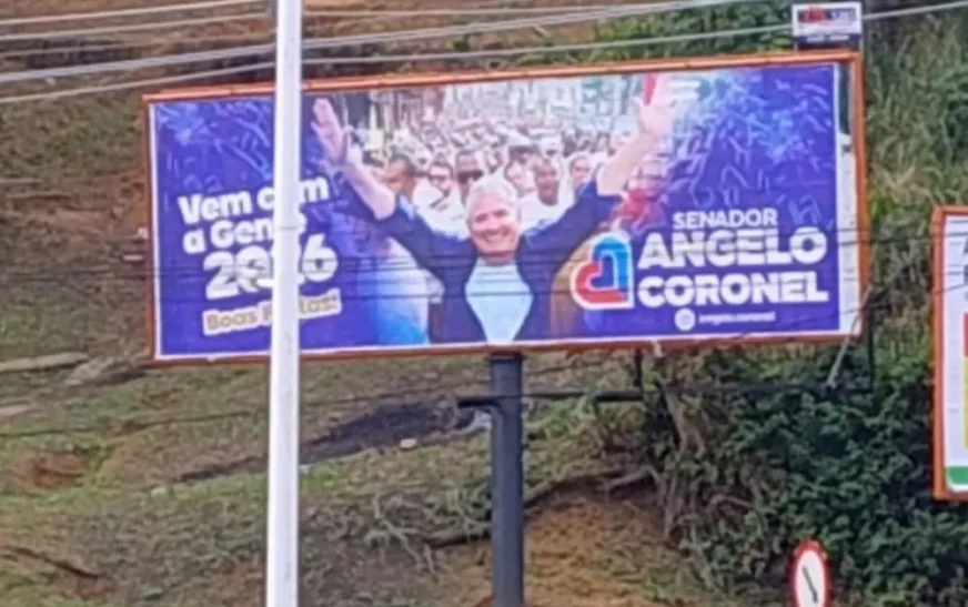 Angelo Coronel ocupa ruas com outdoors e sinaliza candidatura ao Senado em 2026
