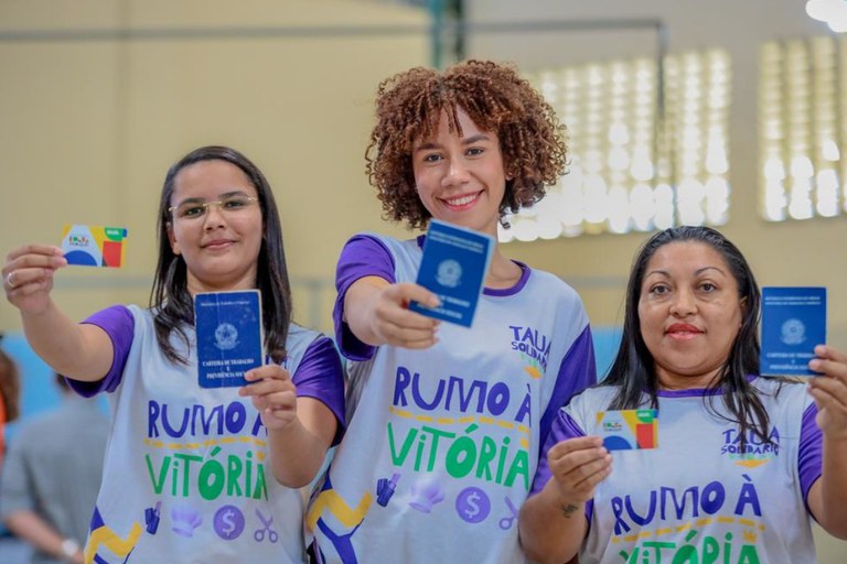 Cadastro Único responde por 88,2% dos empregos gerados no Caged entre janeiro e novembro de 2025 — Agência Gov