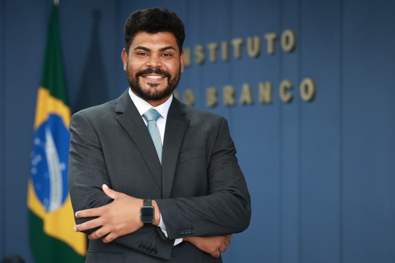 Conheça a história de Daniel, o jovem diplomata que se formou pelo Prouni — Agência Gov