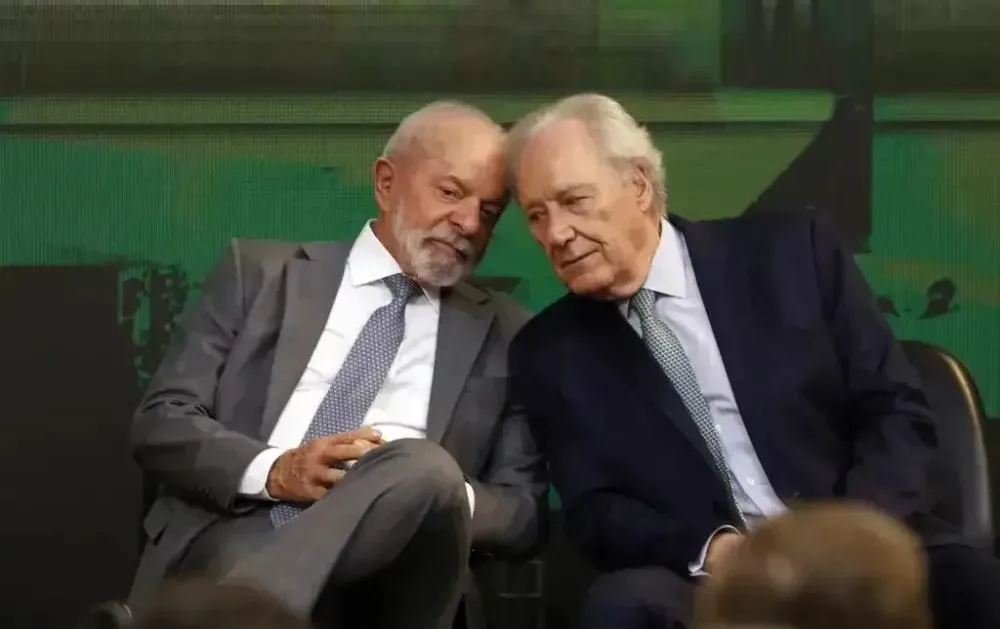 Saída de Lewandowski amplia dança das cadeiras e marca 15ª troca no governo Lula