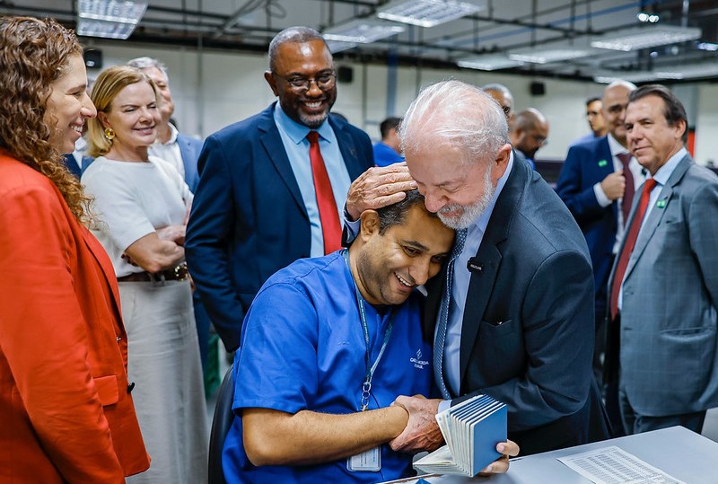 ‘Todos temos a obrigação de brigar para que o salário mínimo melhore’, defende Lula — Agência Gov