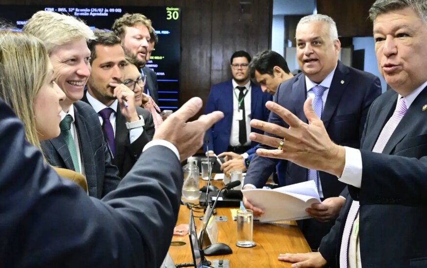 CPMI do INSS aprova quebra de sigilo de Lulinha e convoca André Moura