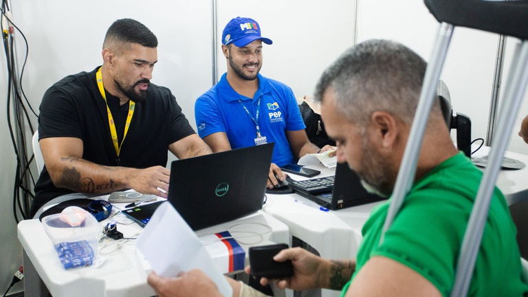 INSS realiza 224 atendimentos durante o Governo na Rua, em Goiânia — Agência Gov