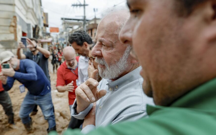 Perdas materiais serão recuperadas, diz Lula em visita a Minas Gerais