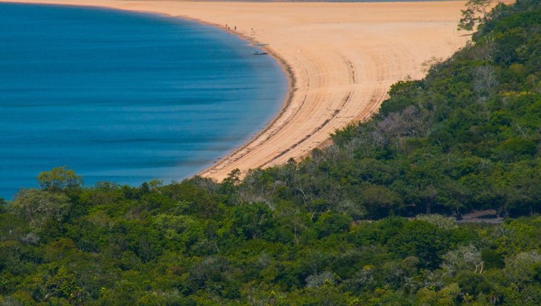 Alter do Chão surpreende com praias de areia branca e águas mornas no coração da floresta — Agência Gov