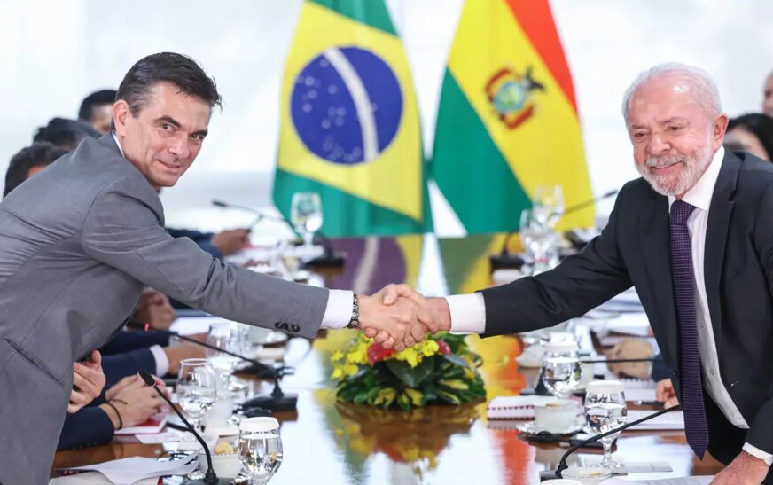 Brasil quer aumentar produção e importação de gás da Bolívia