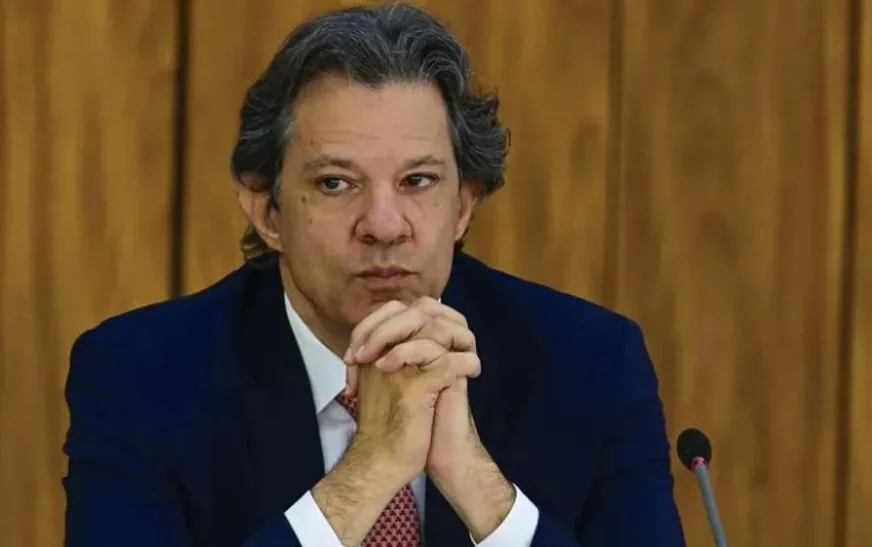 Datafolha mostra eleitor mais desconfiado da economia no início do novo voo político de Haddad
