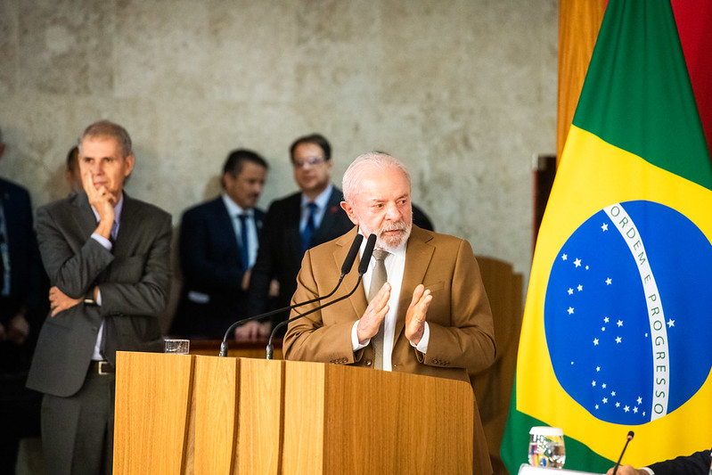 Lula anuncia investimentos na infraestrutura de transportes do Paraná. Assista — Agência Gov
