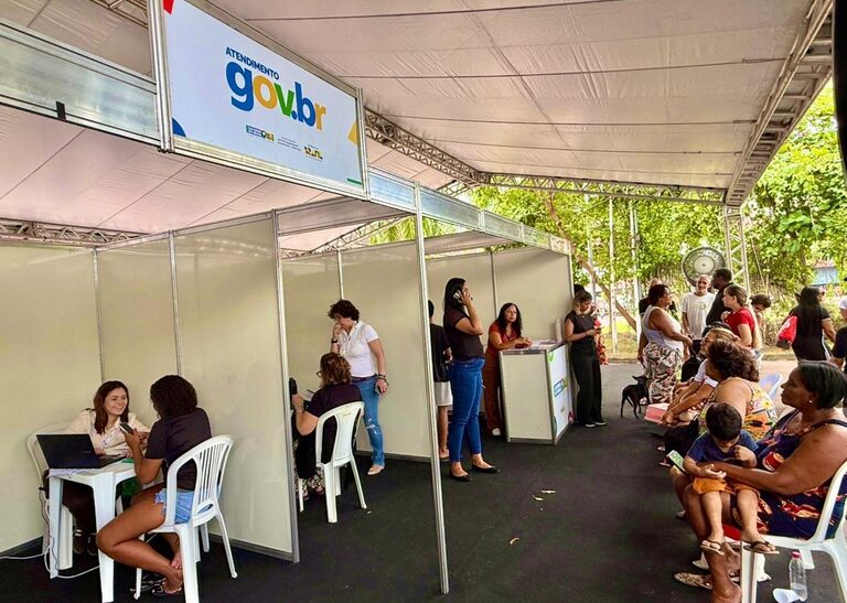 MGI leva inclusão digital e amplia acesso a serviços públicos em ação do Governo na Rua no Rio de Janeiro — Agência Gov
