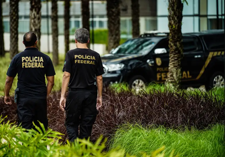PF investiga obtenção e comercialização de dados sensíveis vindos de bases governamentais e privadas — Agência Gov