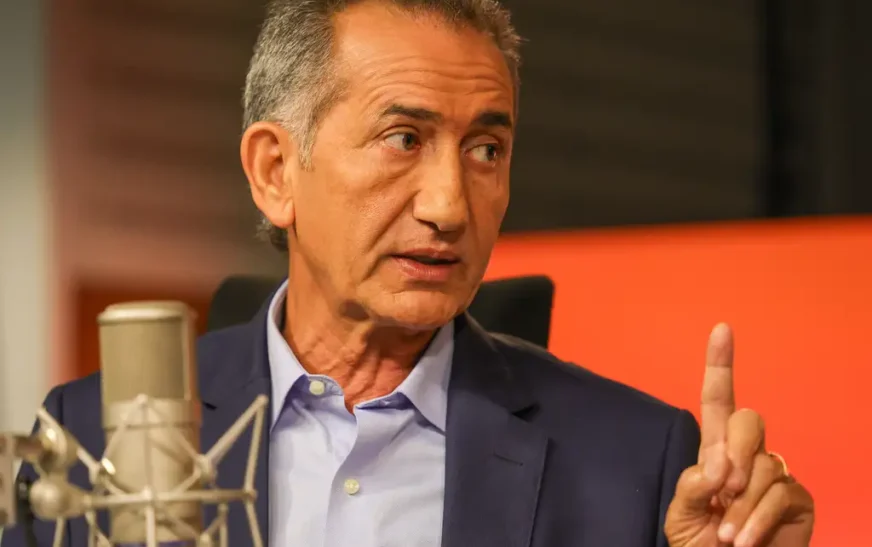 ‘Não faltarão recursos para restabelecimento e reconstrução das cidades’, diz Waldez Góes sobre apoio a MG — Agência Gov