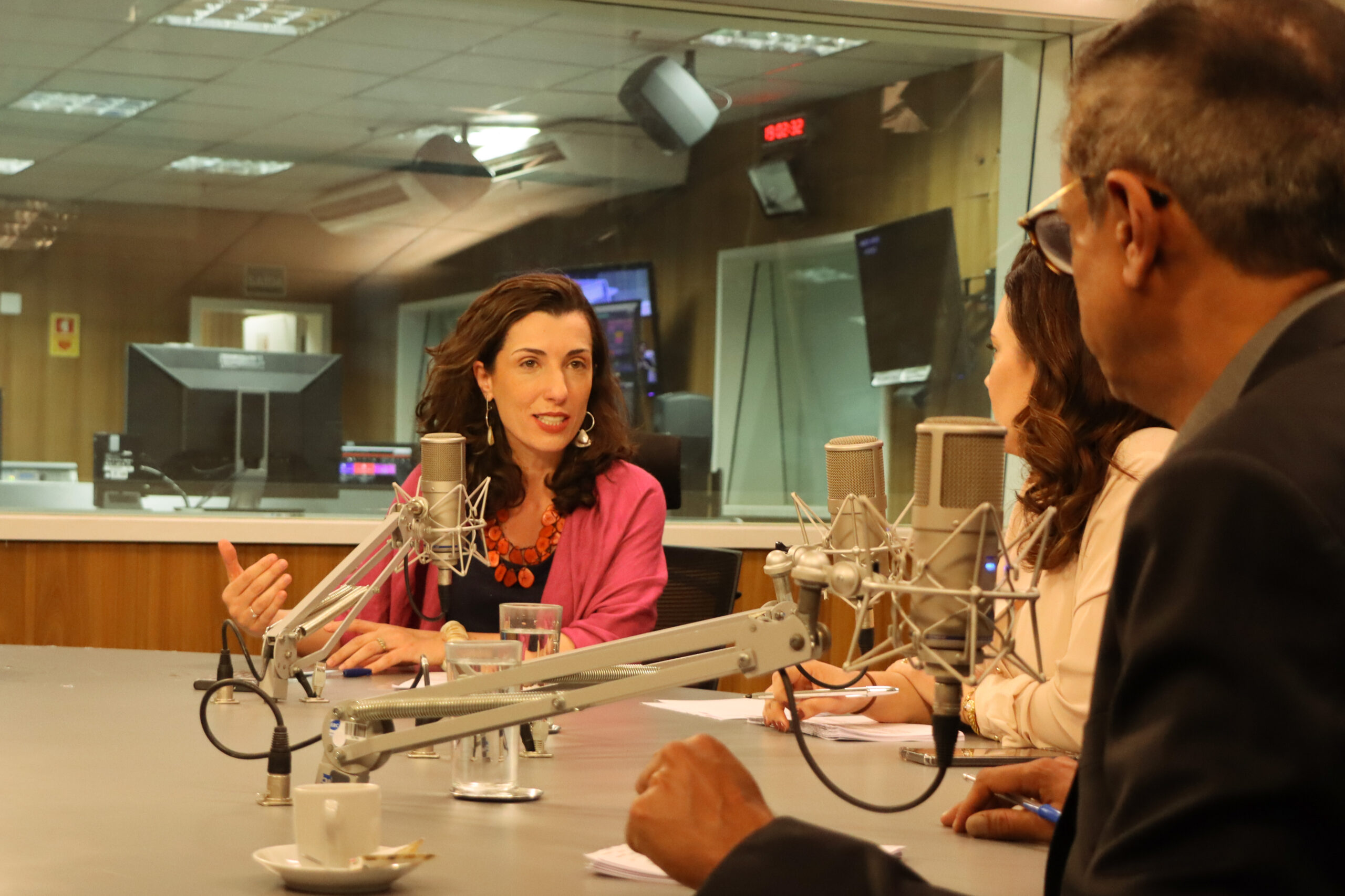 Agricultura familiar e inclusão produtiva são destaques da Voz do Brasil desta quinta-feira (2) — Agência Gov