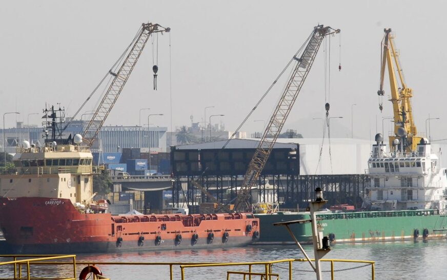 Balança comercial tem superávit mais baixo para março desde 2020 Balança comercial tem superávit mais baixo para março desde 2020