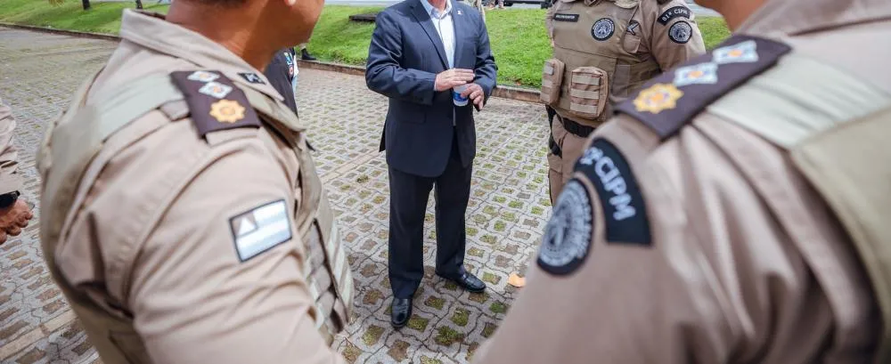 Banco Master é alvo de ação na Bahia por suposto esquema de endividamento de policiais militares