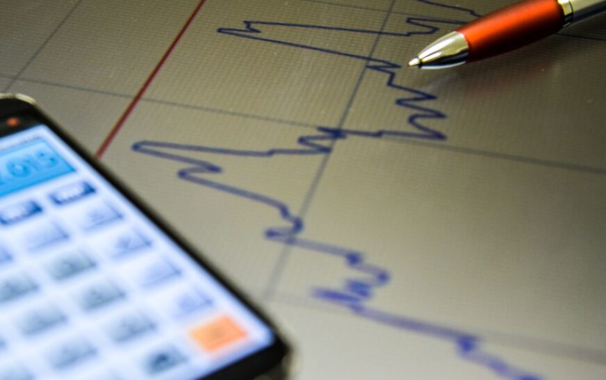 Mercado reduz projeção para crescimento da economia em 2026