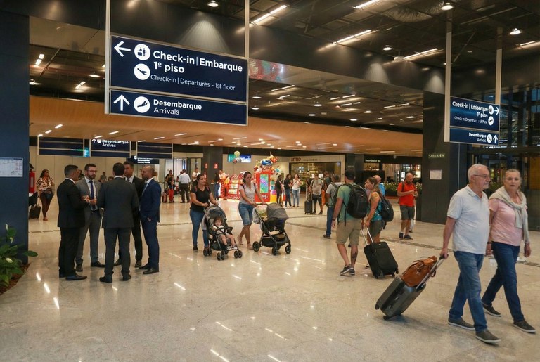 Com mais de 7,8 milhões de passageiros em fevereiro, Região Sul segue com alta na demanda de voos — Agência Gov