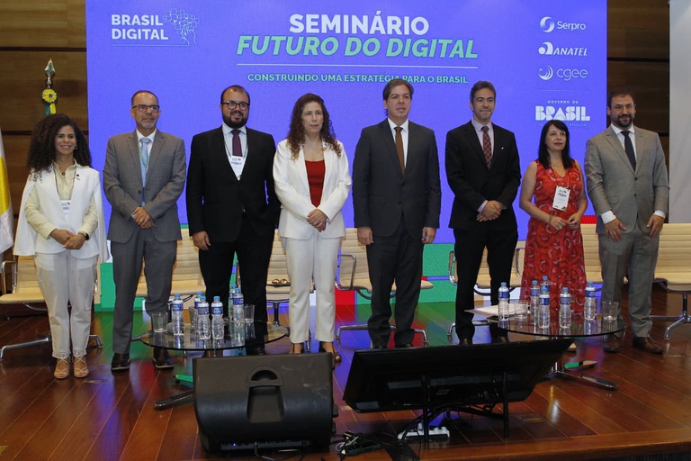 Esther Dweck reforça papel estratégico da transformação digital do Estado — Agência Gov