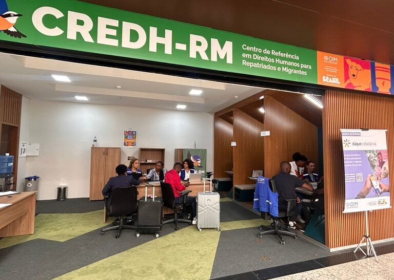 Governo do Brasil recebe 146 haitianos no Aeroporto Internacional de Belo Horizonte, em Confins (MG) — Agência Gov