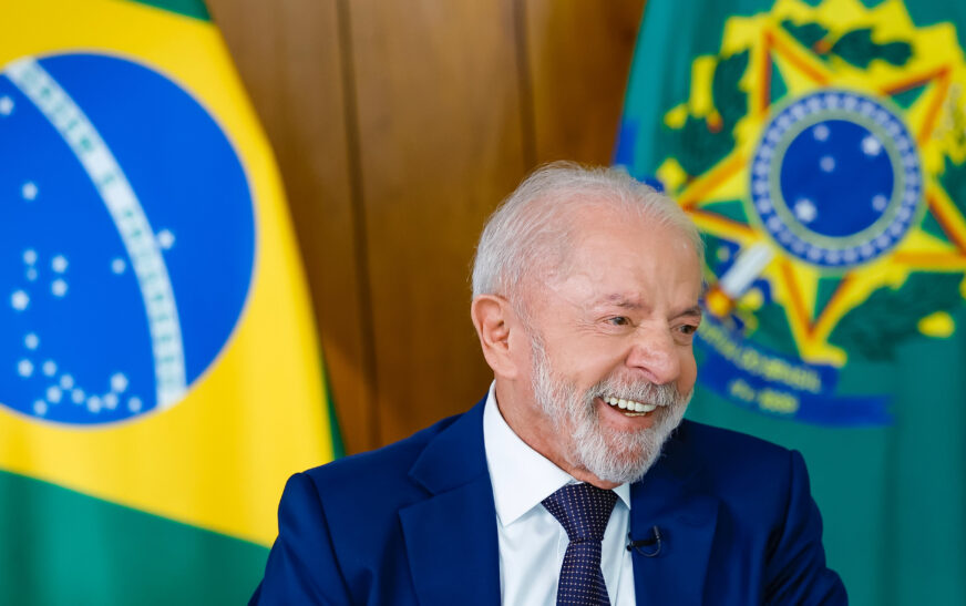 Governo envia ao Congresso projeto de lei que acaba com a escala 6×1 e diminui jornada para 40 horas, sem redução de salário — Agência Gov