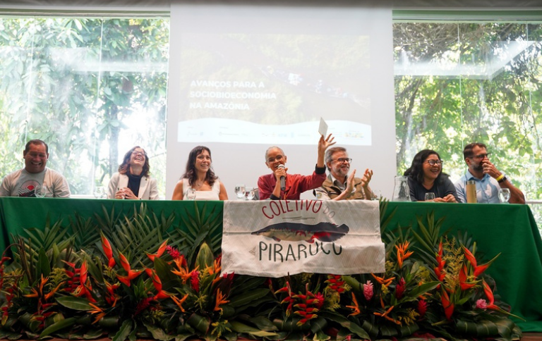 Lançado programa que remunera manejadores de pirarucu por serviços ambientais, valorizando seis UCs federais — Agência Gov