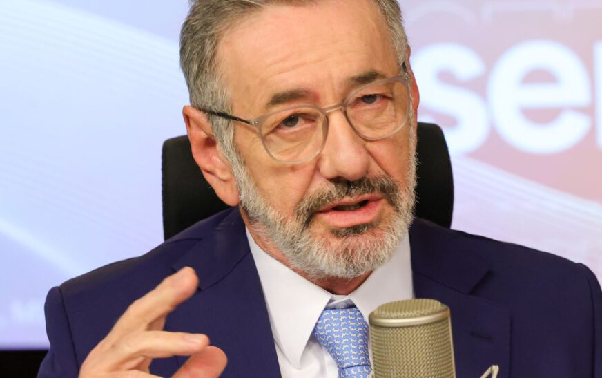 Ministro diz que país não quer apenas exportar minerais críticos