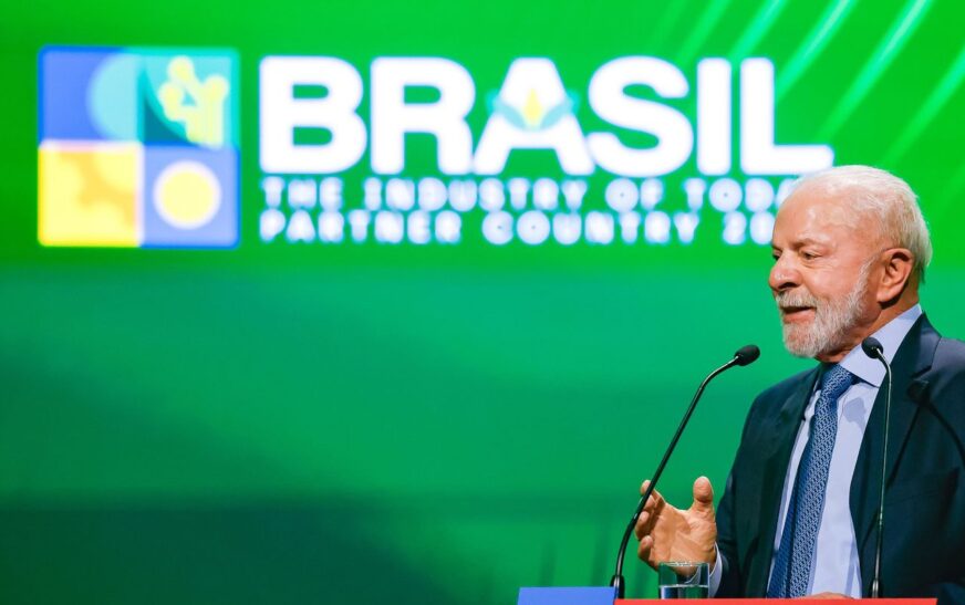 Na Alemanha, Lula defende pioneirismo de biocombustíveis brasileiros