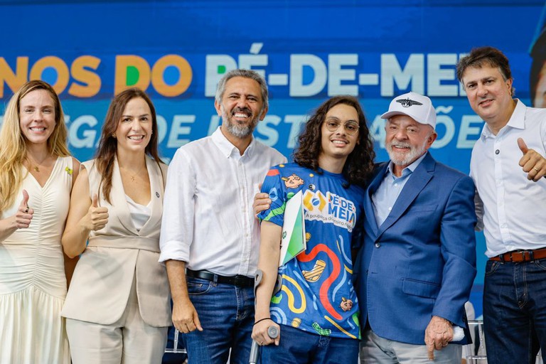 ‘Oportunidade de continuar sonhando’, exalta Lula — Agência Gov