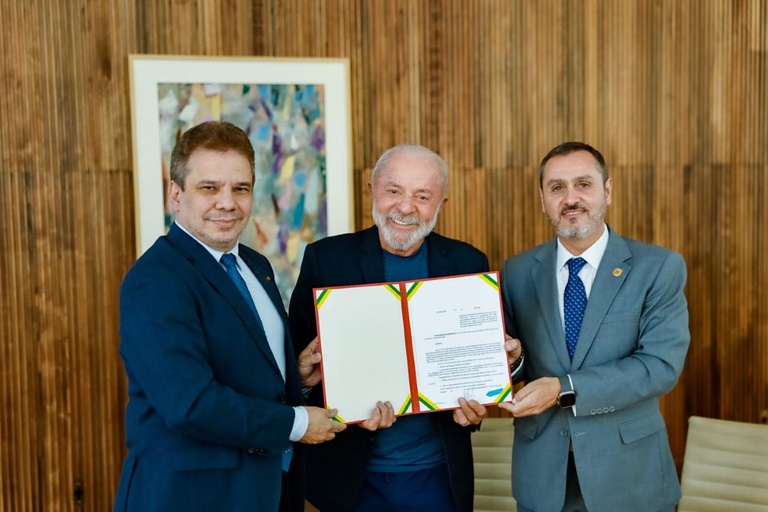 Presidente Lula anuncia contratação de 1 mil novos policiais federais — Agência Gov