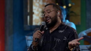 Samba da Gamboa recebe o cantor e compositor Dudu Nobre neste domingo (26) — Agência Gov