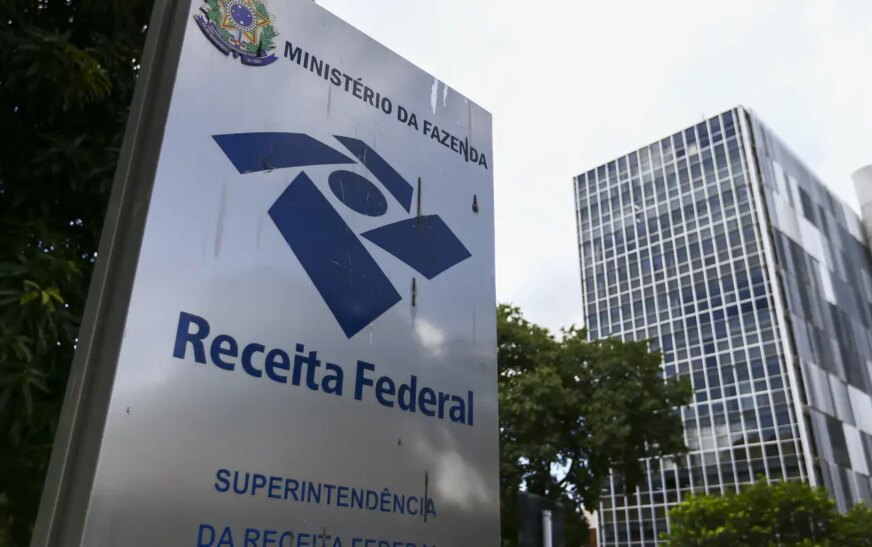 Arrecadação federal bate recorde e supera R$ 278 bilhões em abril