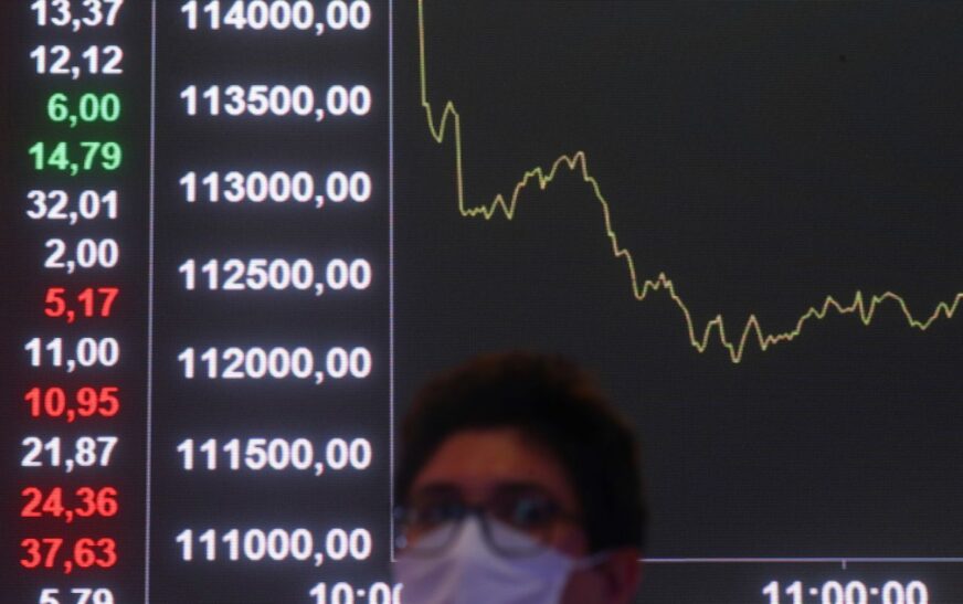 Bolsa tem pior mês desde 2023, e dólar sobe 1,82% em maio