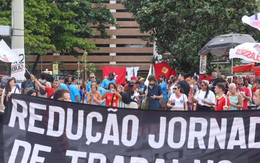 Caminhos da Reportagem debate impactos da escala 6×1 no Brasil