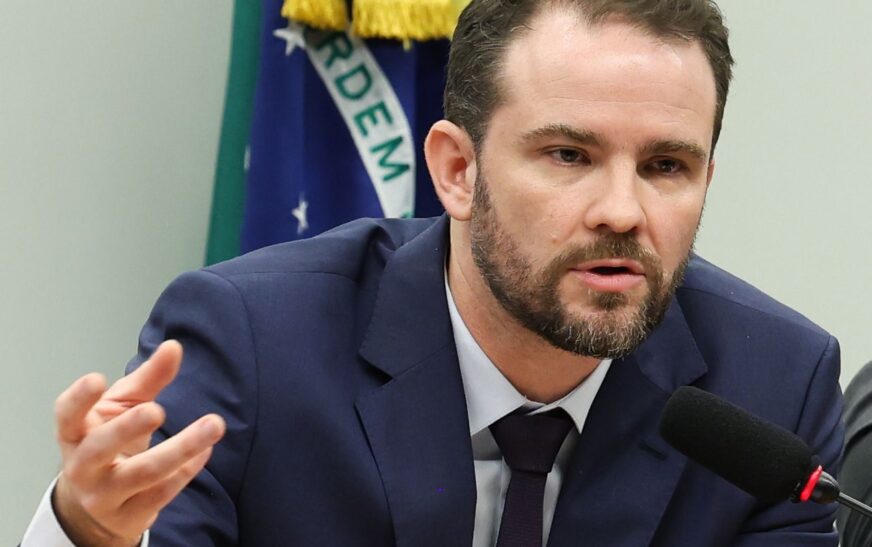 Compromisso é não deixar que pauta-bomba prejudique país, diz Durigan