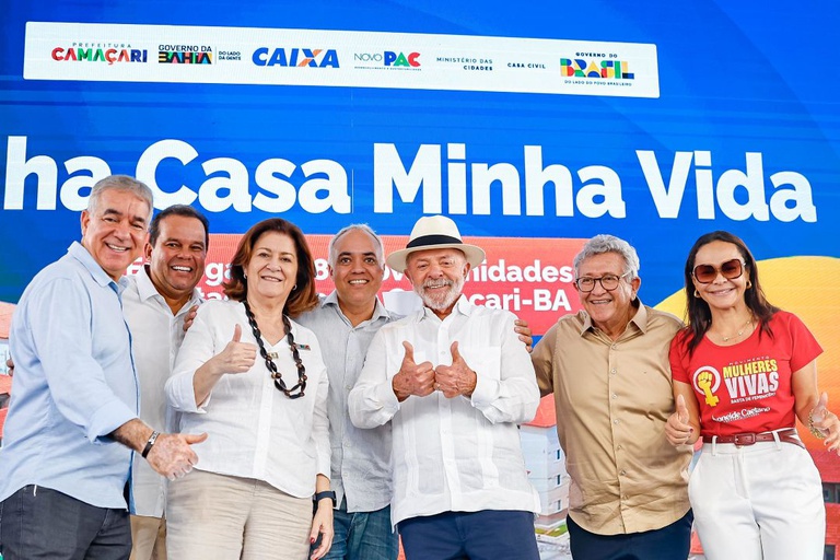 ‘Eu sei o prazer de uma pessoa ter uma casa e sei a angústia de não ter’, diz Lula em Camaçari (BA) — Agência Gov