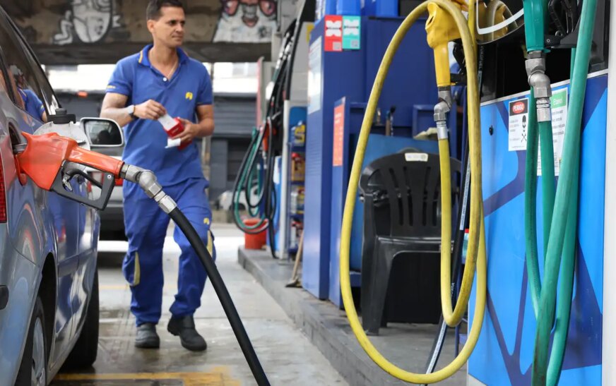 Governo abre crédito de R$ 550 milhões para subsidiar diesel