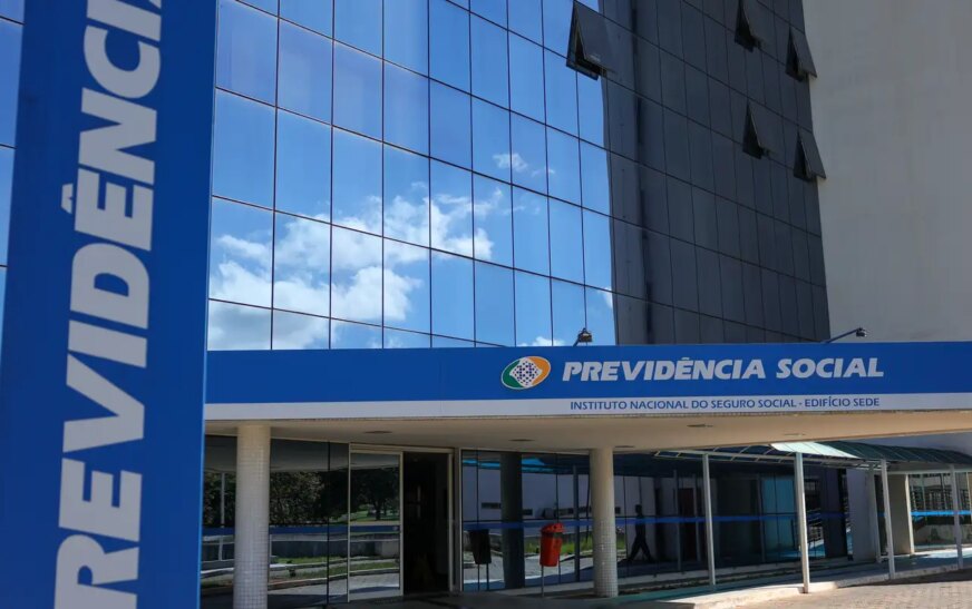 INSS paga segunda parcela do 13º a aposentados e pensionistas