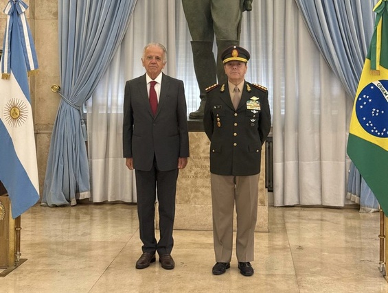 José Múcio trata de convergências regionais com ministro da Defesa da Argentina — Agência Gov