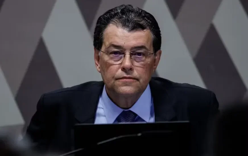 Líder do MDB nega atuação do partido contra Messias e critica governo por buscar culpados no Senado