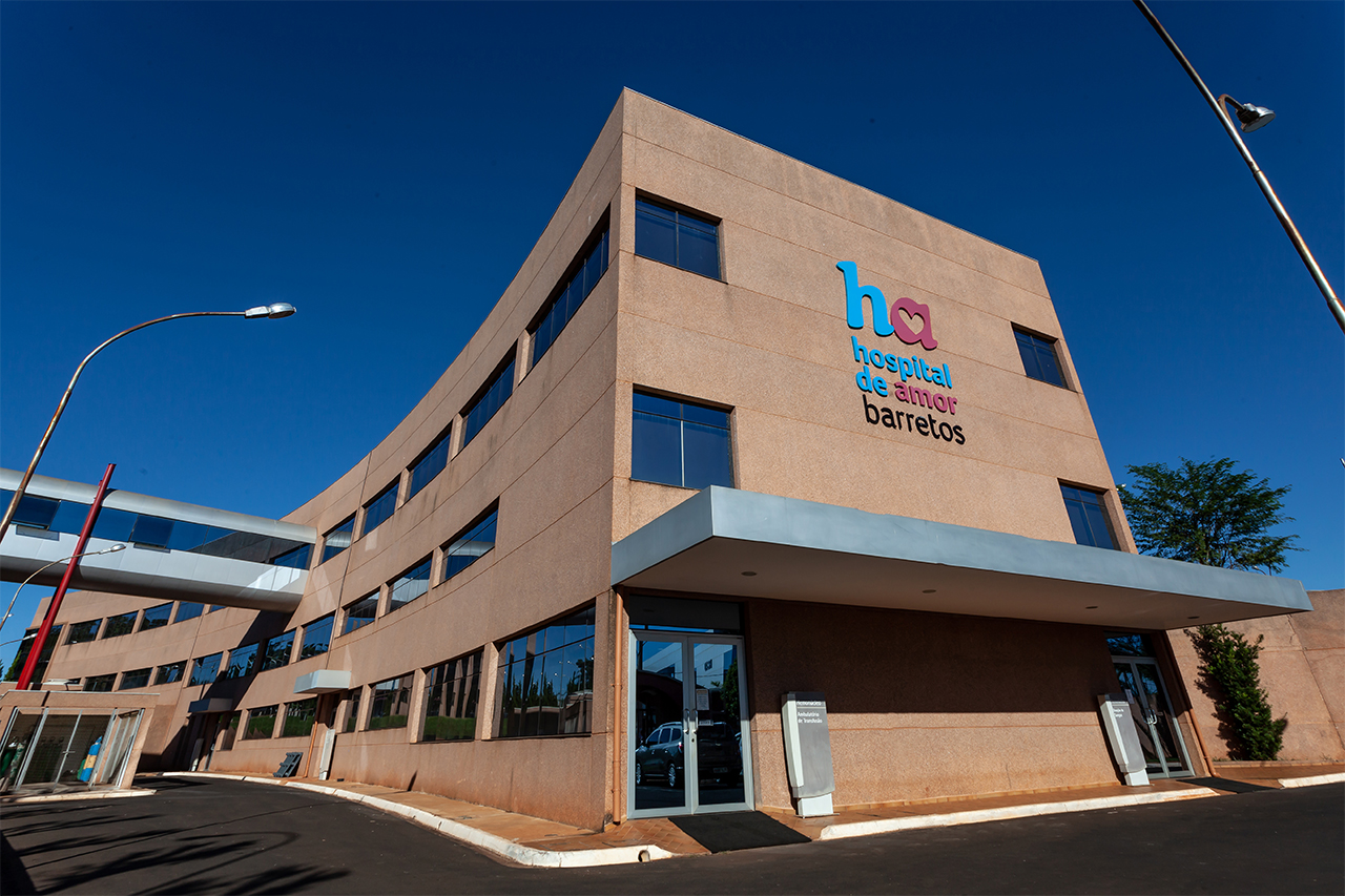 Lula visita Hospital de Barretos (SP) e anuncia estímulo a cirurgia robótica pelo SUS — Agência Gov