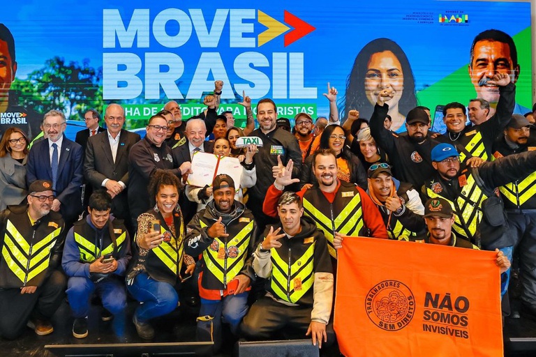 Move Brasil para taxistas e motoristas de aplicativo é desenvolvimento com emprego e inclusão — Agência Gov