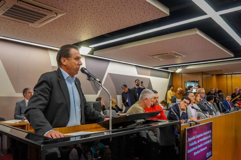 ‘Nós queremos acabar com a escala 6×1 imediatamente’, afirma Luiz Marinho em MG — Agência Gov