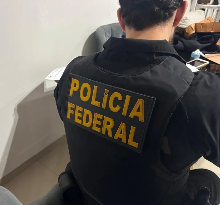 #Acesse Política