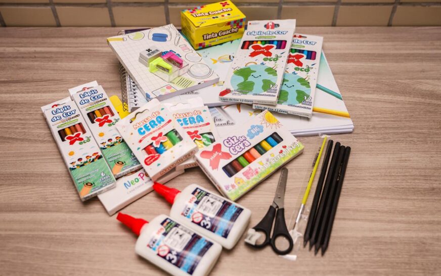 Prefeitura inicia entrega de kits de materiais escolares para estudantes da rede municipal – Imprensa Bahia