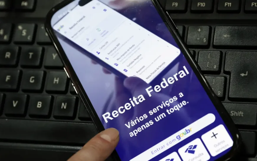 Receita paga nesta sexta (29) maior lote de restituição do IR da história — Agência Gov