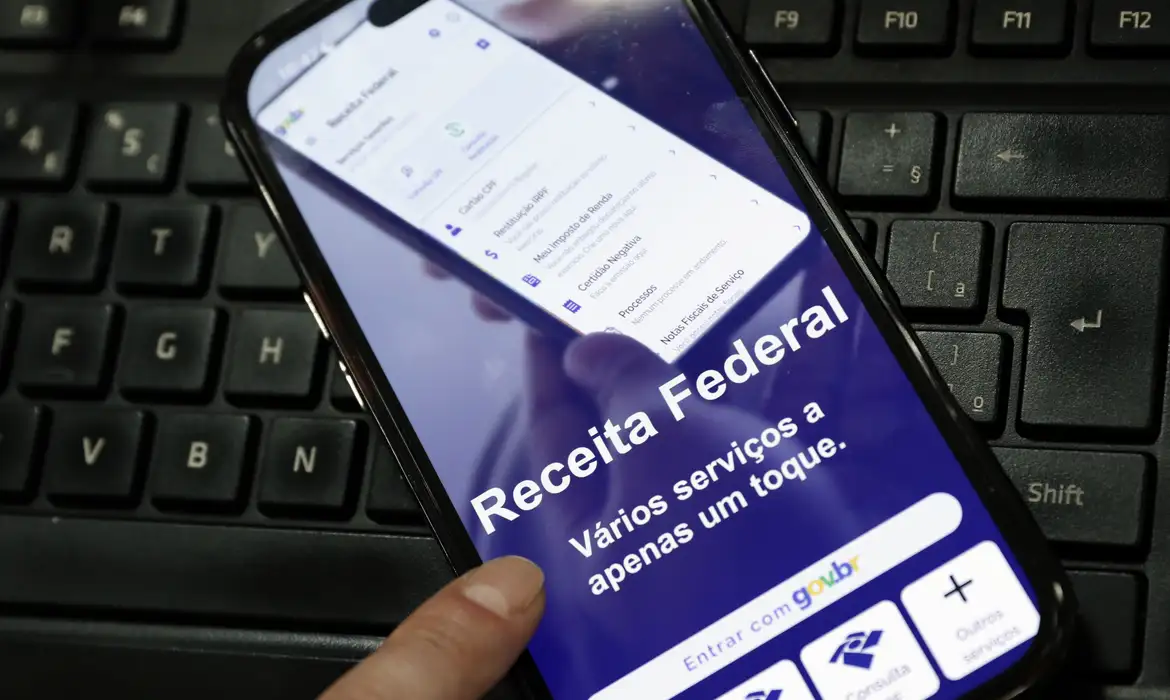 Receita paga nesta sexta (29) maior lote de restituição do IR da história — Agência Gov
