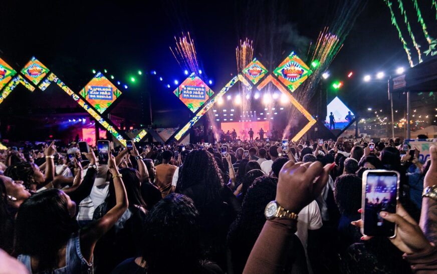 2º dia de São João é marcado por apresentações de grandes nomes da música e artistas locais. – Imprensa Bahia