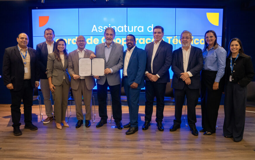 ABDI e EMGEA firmam acordo para transformar ativos públicos em vetores de desenvolvimento industrial — Agência Gov