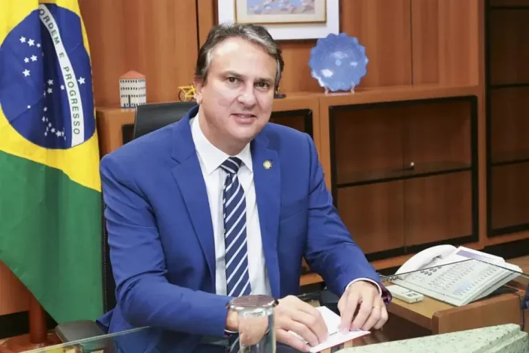 #Acesse Política
