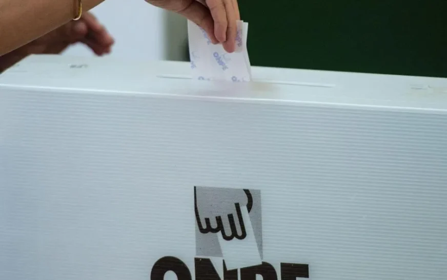 Candidato pede recontagem total dos votos e amplia tensão na disputa presidencial do Peru